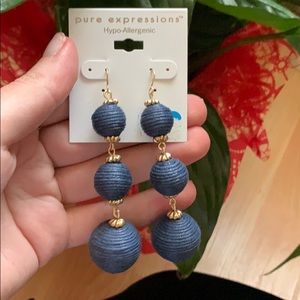 Pure expressions earrings